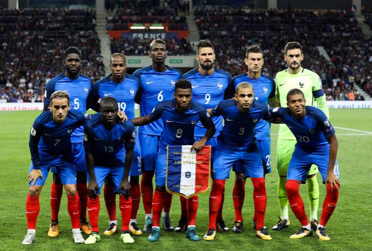 Frankreich gewinnt Uruguay